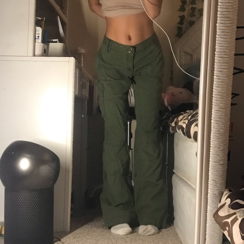 old navy green cargo’s